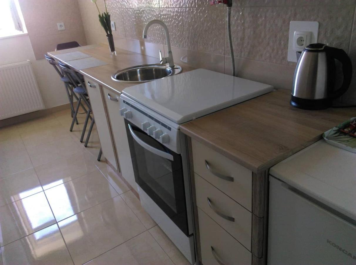 Studio Apartman Zdral Дарувар Екстериор снимка
